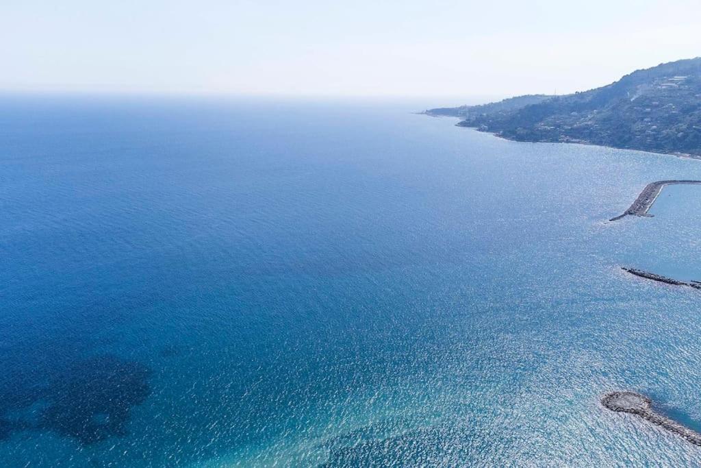 Il Grande Blu - Vista Panoramica Sul Golfo Apartment Ospedaletti Exterior foto